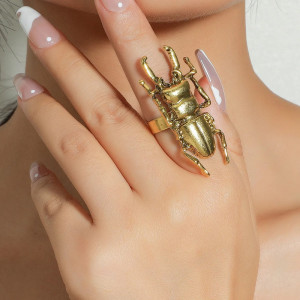 Bague Scarabée Majesté Antique | Bijou Gothique & Vintage