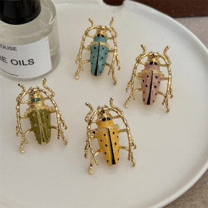 Broche Scarabée Unique | Bijou Plaqué Or - Cadeau Femme