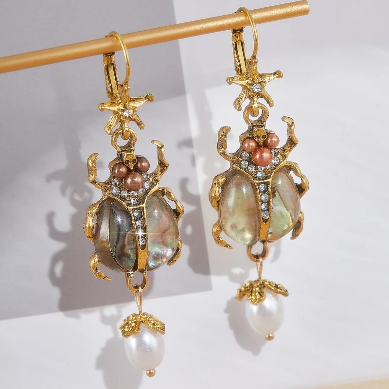 Boucles d'Oreilles Scarabée Royal | Bijou Unique Or & Perle