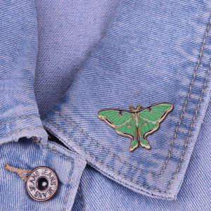 Pin's Papillon Lune Émeraude | Bijou Original & Cadeau Nature