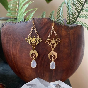Boucles d'Oreilles Abeille Lune Dorée | Bijou Symbolique