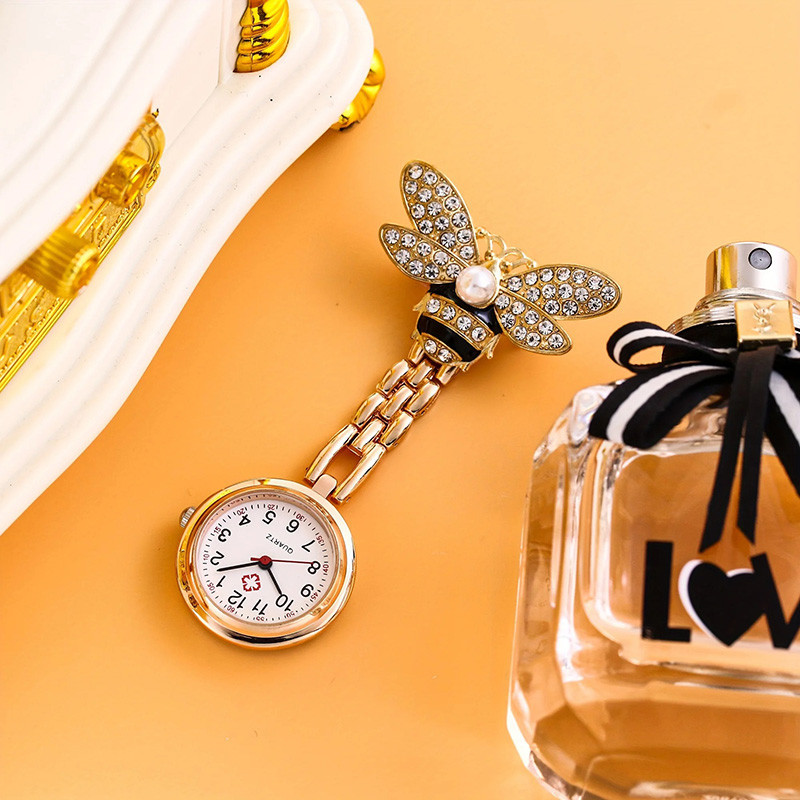 Montre Infirmière Papillon Élégante | Cadeau Idéal Soignant