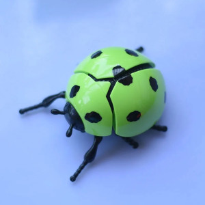 Jouet Coccinelle Sauteuse à Remonter | Cadeau Mignon & Amusant