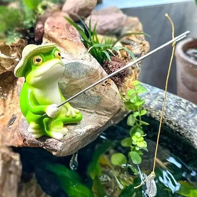 Statue Solaire Grenouille Trottinette | Déco Jardin Lumineuse