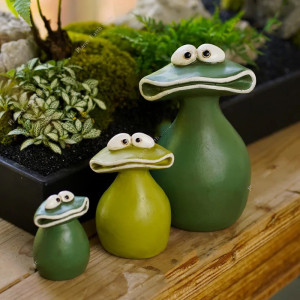 Funny Frog Statues Set of 3 | Cute Modern Garden & Home Decor