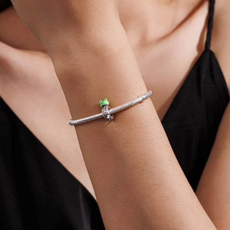 Magnifique Charm Grenouille Argent 925 “Petite Rainette Malicieuse”