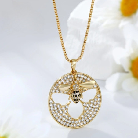 Honeycomb Glow Bee Necklace - Cute & Modern Bee Jewelry Gift