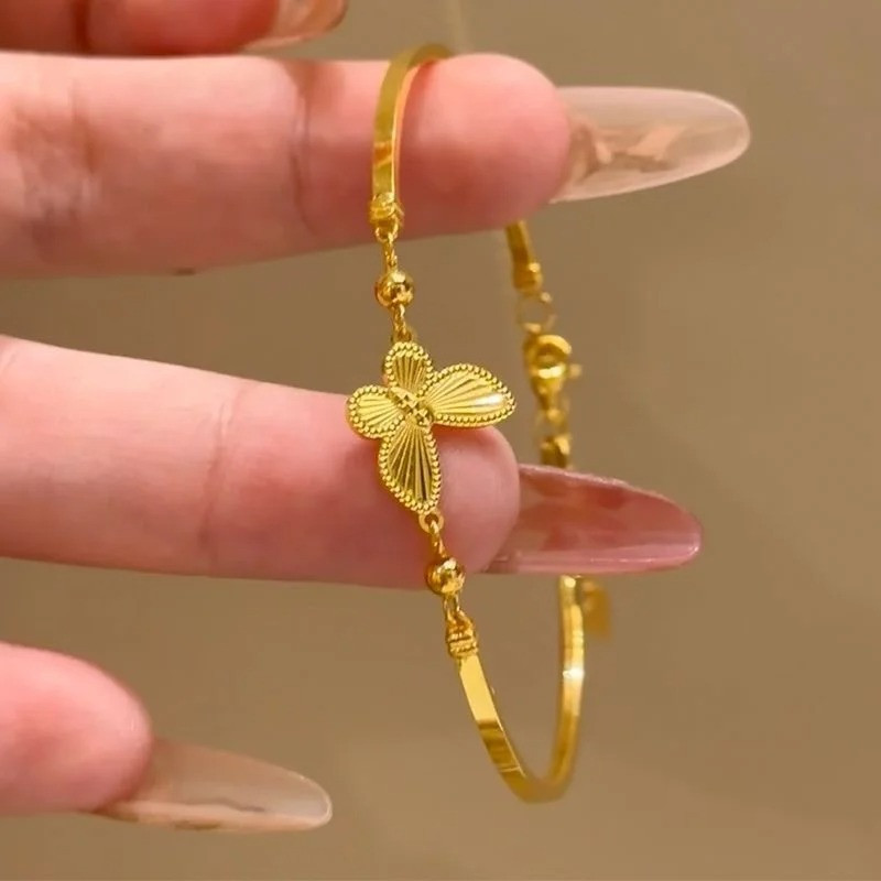 Magnifique Bracelet Papillon Éclat Doré.jpeg