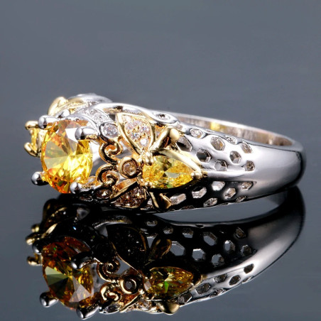Vue Côté Bague Abeille « Trésor de Miel »