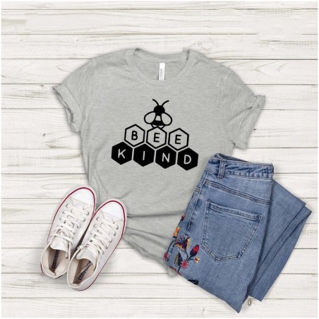 T-shirt Abeille en forme de nid d'abeille avec inscription Bee Kind