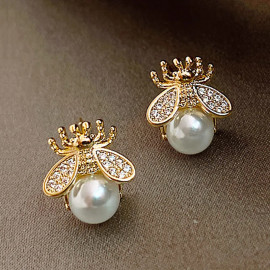 boucle d'oreilles abeille Clous perles dorés ou argentés - modèle or