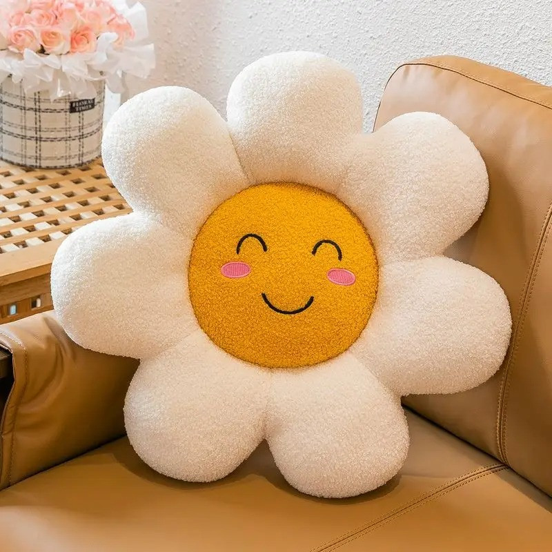 Coussins peluche fleurs souriantes avec fossettes - modele 3