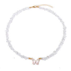 Collier papillon et pierre naturelle -blanc