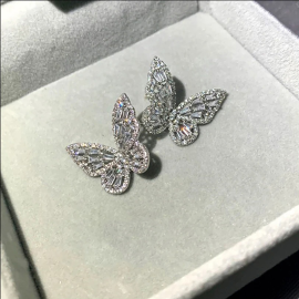 Boucles d'oreilles papillon en cristal - couleur argent
