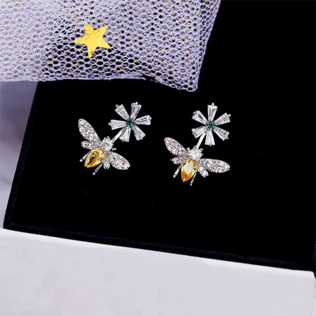 magnifiques boucles d'oreilles mignonnes et élégantes en forme d'abeille plaqué argent