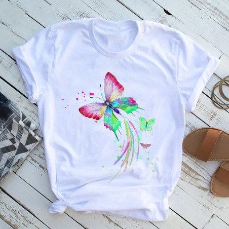 T-shirt Vol de Papillons aux Couleurs Vives modèle 4