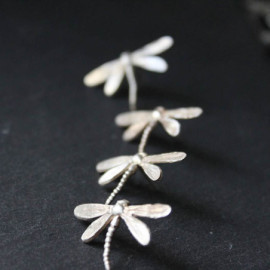 Magnifiques Petites Boucles d'oreilles Libéllule Vintage couleur Argent