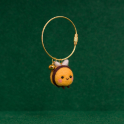 Porte-clés Adorable Petite Abeille faite main en feutre de laine - modele 3